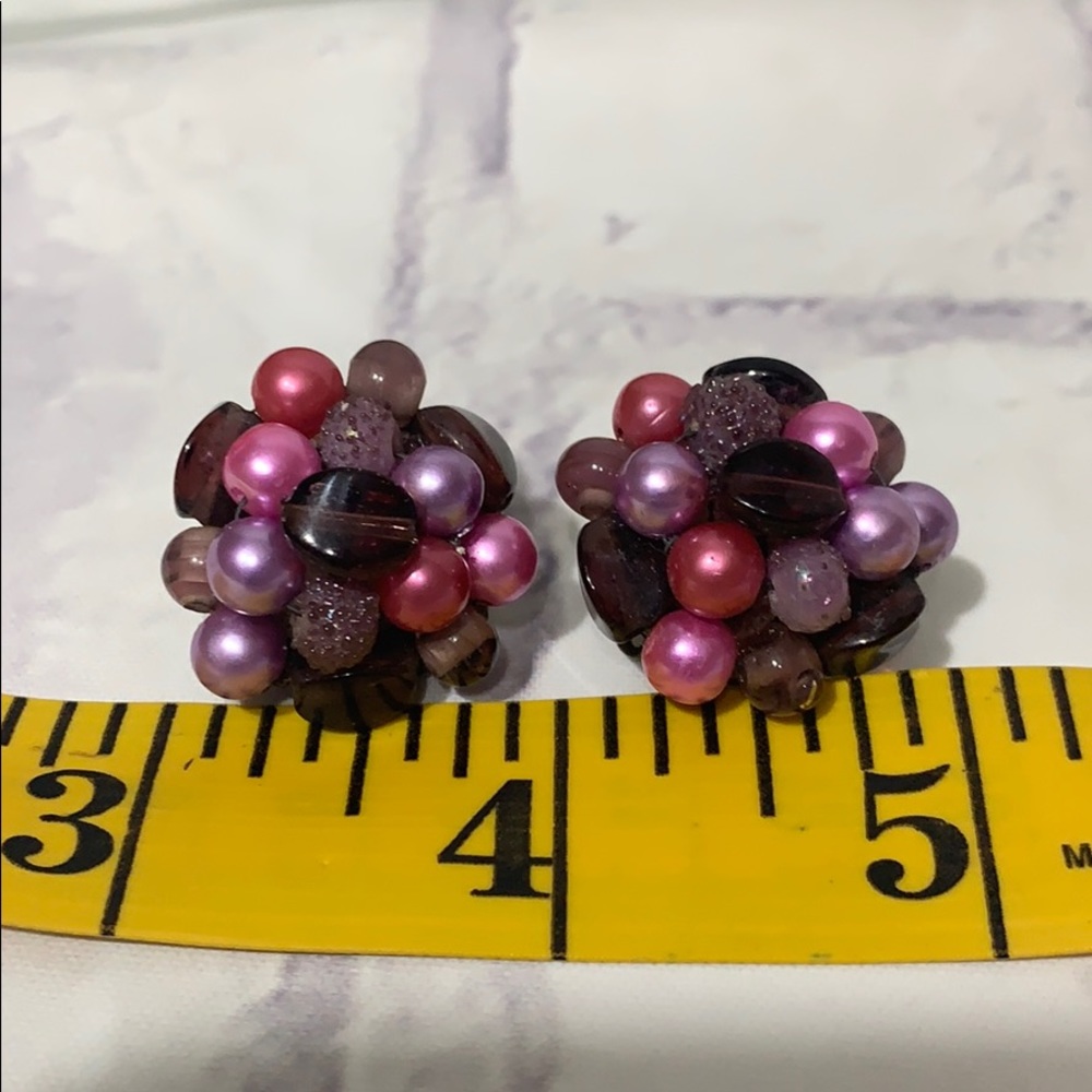 Vintage Clip-On Beaded Cluster Earrings Shades of Pink Japan Signature - Picture 6 of 6